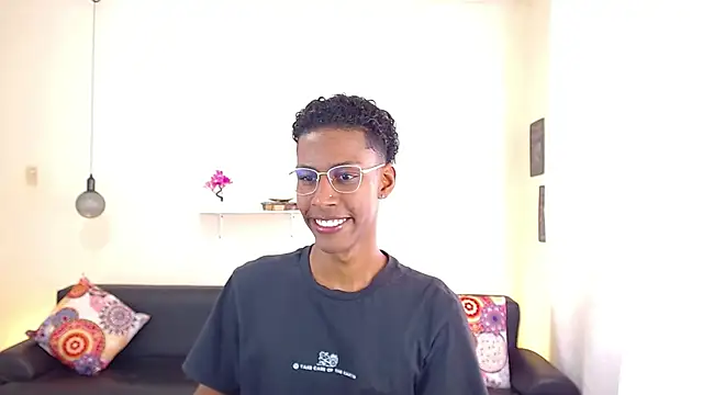 maiki18  online show from 02-27-25, 01:49