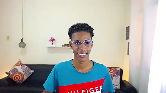 maiki18  online show from 02-28-25, 08:07