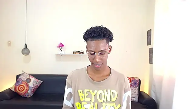 maiki18  online show from 03-05-25, 08:00