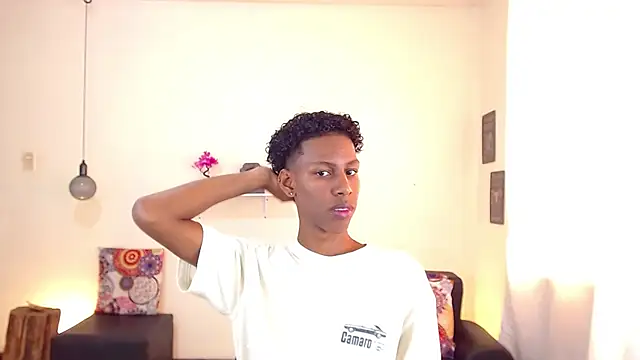 maiki18  online show from 03-18-25, 01:42