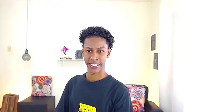 maiki18  online show from 03-21-25, 01:45