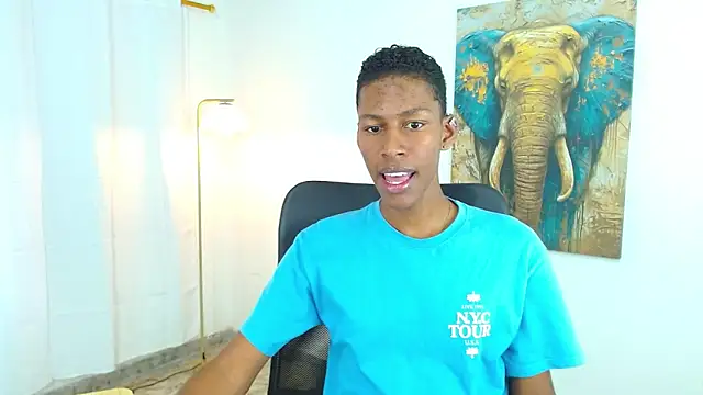 maiki18  online show from 09-24-25, 08:34