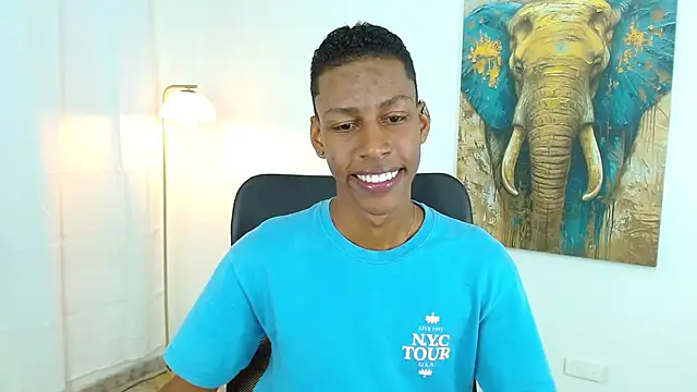 maiki18  online show from 10-08-25, 09:01