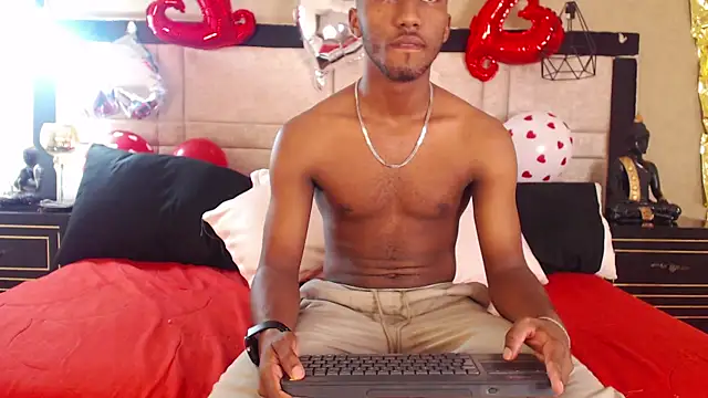 Snapshot of JamesParck chatting on 02-13-25, 01:15 JamesParck online show from 02-13-25, 01:15