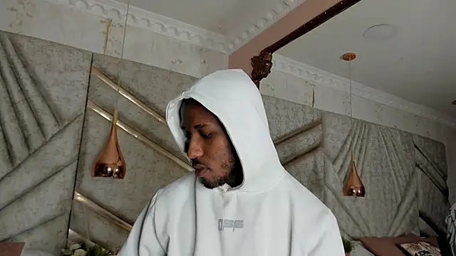 Snapshot of JamesParck chatting on 03-06-25, 12:52 JamesParck online show from 03-06-25, 12:52