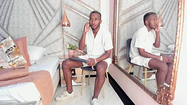 Snapshot of JamesParck chatting on 03-14-25, 06:07 JamesParck online show from 03-14-25, 06:07