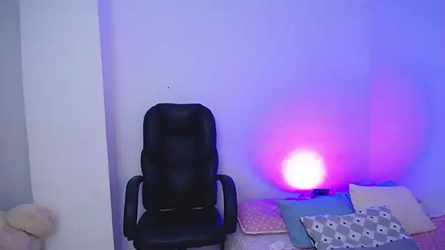 Snapshot of keelly_richaardson1 chatting on 03-07-25, 03:51 keelly richaardson1 online show from 03-07-25, 03:51