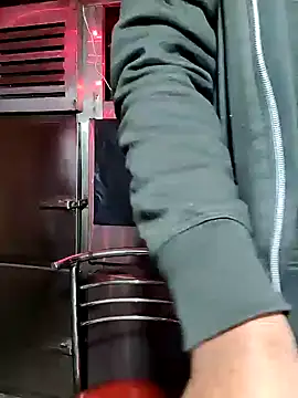 rayhan085 online show from 12-29-24, 06:05