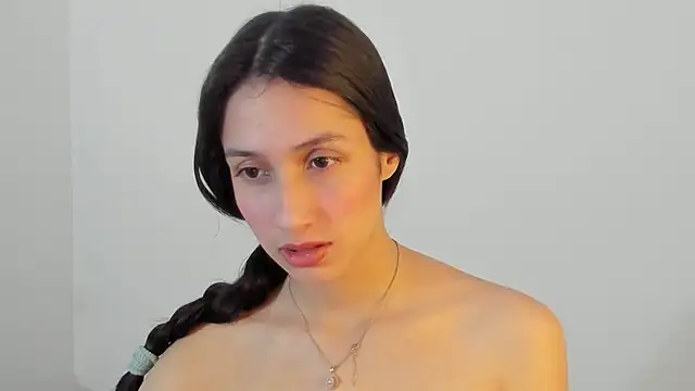 Snapshot of ericbana__ chatting on 12-19-24, 03:18 ericbana online show from 12-19-24, 03:18