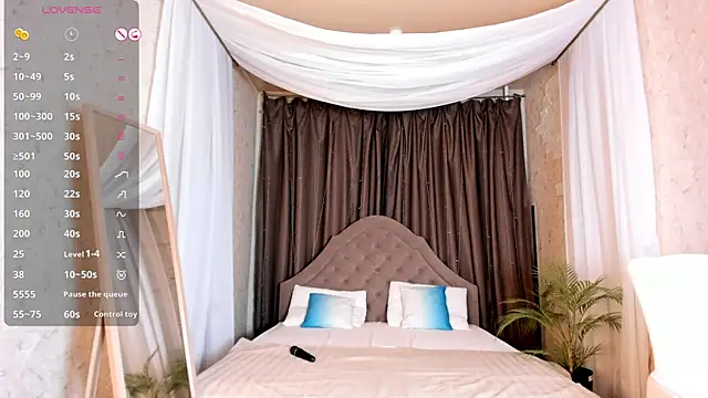 Snapshot of Diana_mysteryx chatting on 12-07-24, 04:09 Diana mysteryx online show from 12-07-24, 04:09