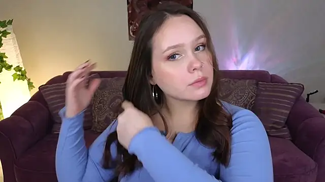 Snapshot of miki_miki_cutie_ chatting on 12-15-24, 04:26 miki miki cutie online show from 12-15-24, 04:26