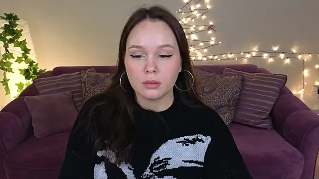 Snapshot of miki_miki_cutie_ chatting on 12-17-24, 10:54 miki miki cutie online show from 12-17-24, 10:54