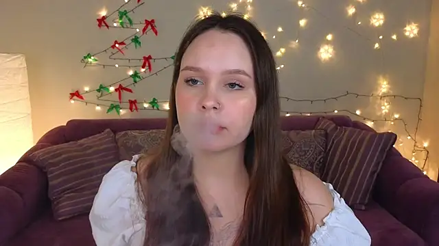 Snapshot of miki_miki_cutie_ chatting on 12-25-24, 07:34 miki miki cutie online show from 12-25-24, 07:34