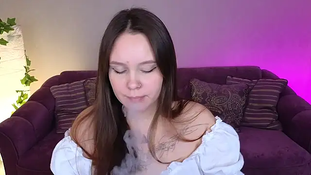 Snapshot of miki_miki_cutie_ chatting on 01-17-25, 09:06 miki miki cutie online show from 01-17-25, 09:06