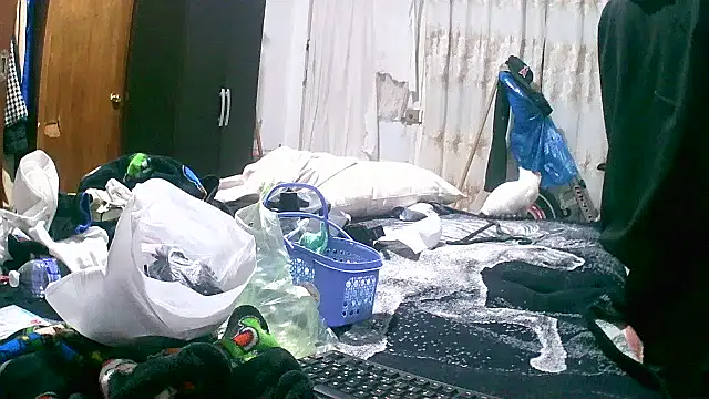 jperezofficial1 online show from 09-18-25, 07:21