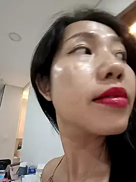 Sugar2k5 online show from 03-04-25, 01:49