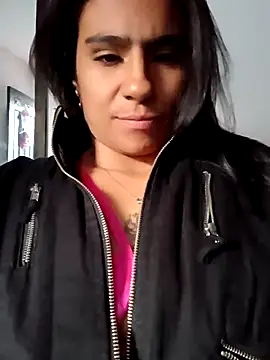 Leslly  online show from 01-05-25, 09:36