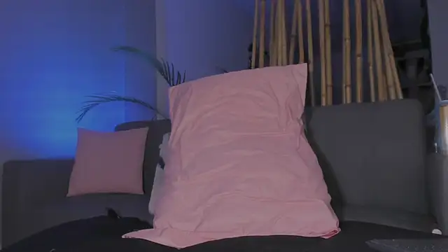 danna v online show from 01-26-25, 09:08