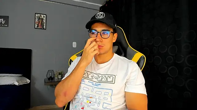 owengray2n online show from 09-15-25, 02:22