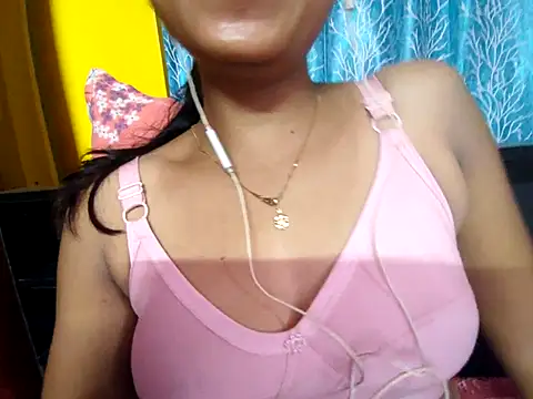 Snapshot of cutesoma2 chatting on 06-09-26, 11:11 cutesoma2 online show from 06-09-26, 11:11
