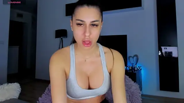 K chic online show from 02-07-25, 04:27