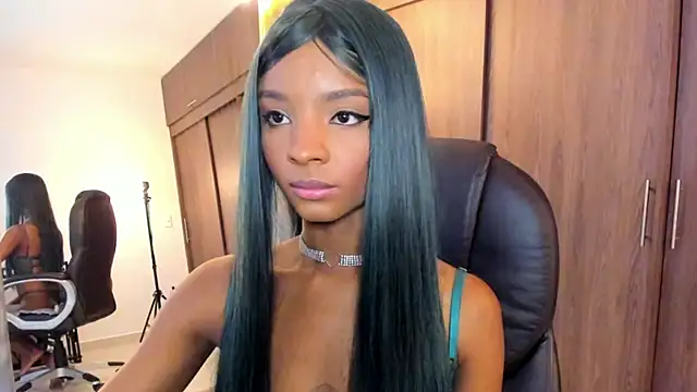 alikahouston4 online show from 02-13-25, 04:22