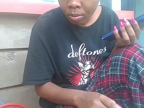 Snapshot of PervKOI chatting on 11-02-25, 08:39 PervKOI online show from 11-02-25, 08:39