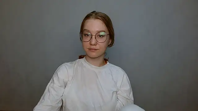 Snapshot of cindi_hot chatting on 12-27-24, 12:12 cindi hot online show from 12-27-24, 12:12