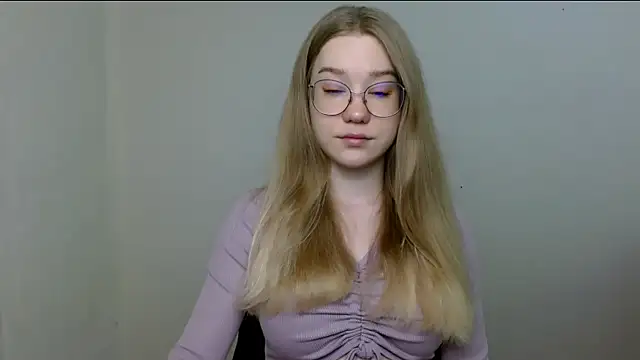 Snapshot of cindi_hot chatting on 05-07-26, 11:26 cindi hot online show from 05-07-26, 11:26
