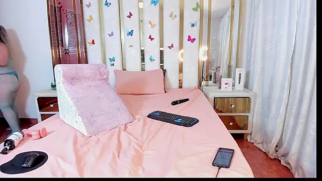 AnyelaGitanaMature online show from 03-21-26, 08:19