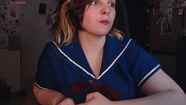 Snapshot of Saya_sweet chatting on 05-21-26, 07:32 Saya sweet online show from 05-21-26, 07:32