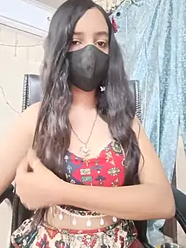 Snapshot of Parinaaz18 chatting on 06-30-26, 12:55 Parinaaz18 online show from 06-30-26, 12:55