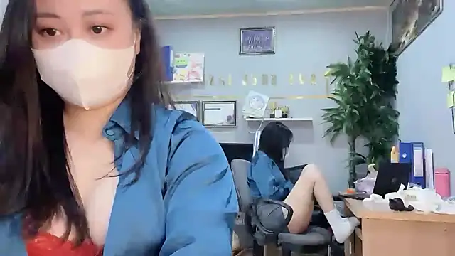 Bamboo Swetie online show from 01-13-25, 07:21