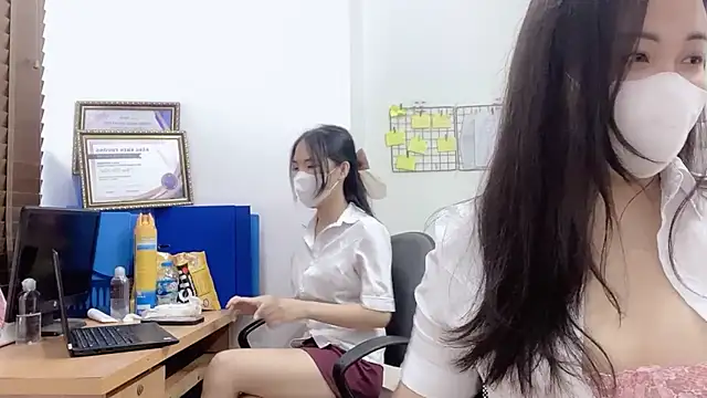 Bamboo Swetie online show from 02-13-25, 01:59