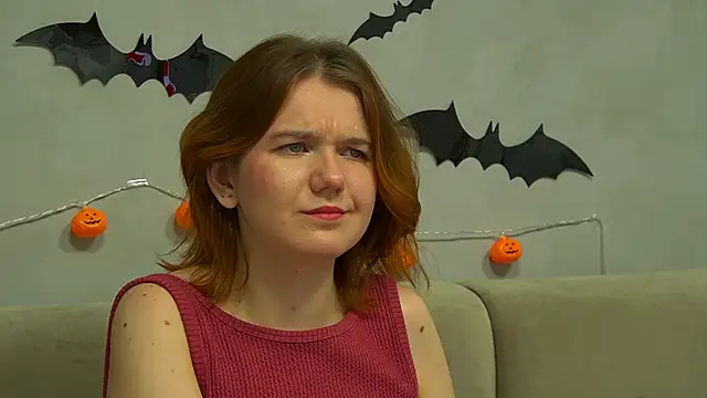 LessySmith online show from 11-02-25, 04:31