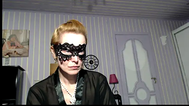 Marquise555 online show from 10-28-25, 04:53