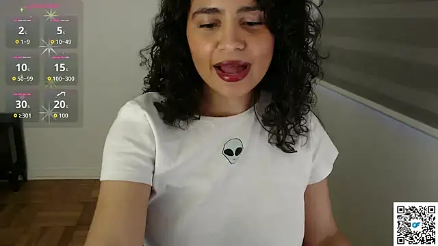 Snapshot of cinnamon_rosa chatting on 10-16-25, 10:33 cinnamon rosa online show from 10-16-25, 10:33