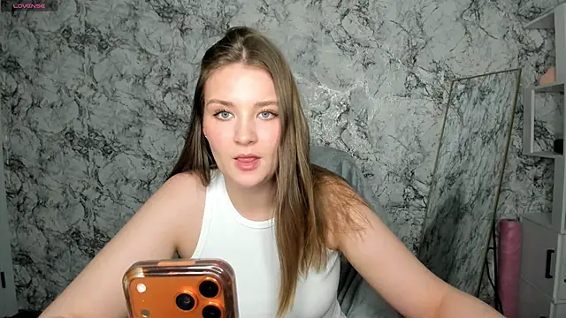 DeniRicchii online show from 04-27-26, 07:23