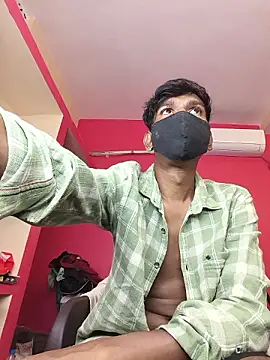 richardjames95 online show from 07-03-26, 06:58