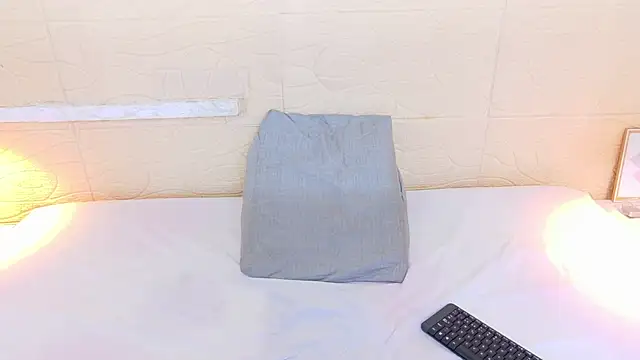 Shamiraa moore online show from 03-04-25, 10:49