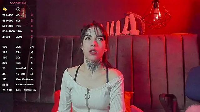 Alice ch1 online show from 01-30-25, 07:04