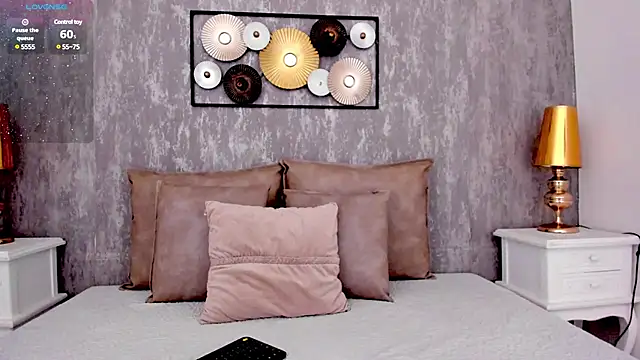 Snapshot of MarianaSanz chatting on 03-16-25, 12:33 MarianaSanz online show from 03-16-25, 12:33