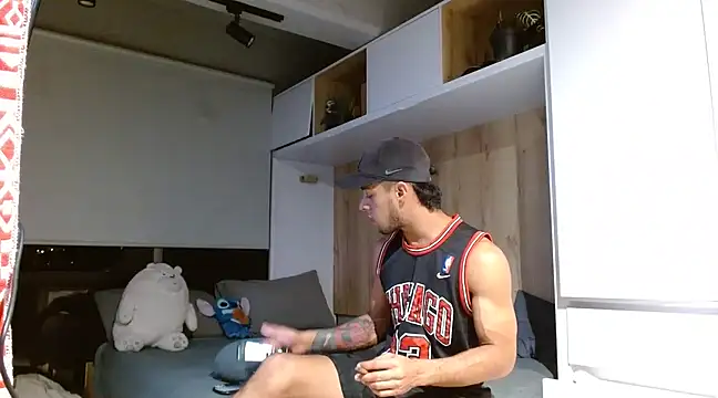 Snapshot of Nathan_Mendoza chatting on 03-03-25, 10:06 Nathan Mendoza online show from 03-03-25, 10:06