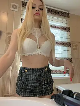 -RIVIERA- online show from 04-02-26, 07:50