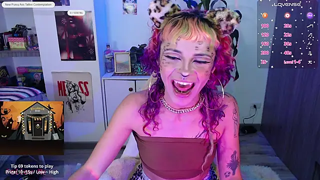 lila bratz online show from 10-16-25, 09:38