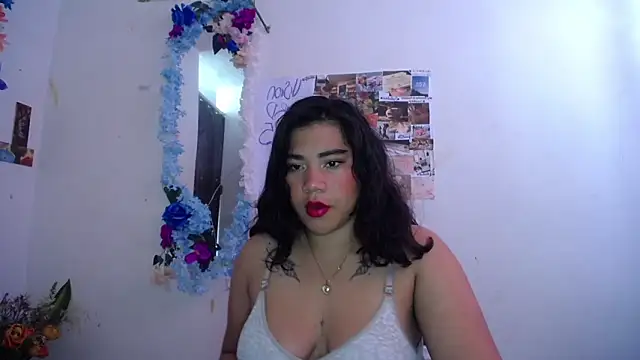 Snapshot of soul_red chatting on 03-06-25, 02:51 soul red online show from 03-06-25, 02:51