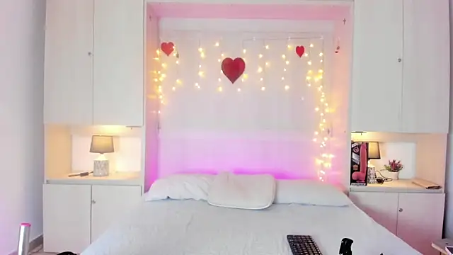 KendallRosse1 online show from 03-05-26, 12:23