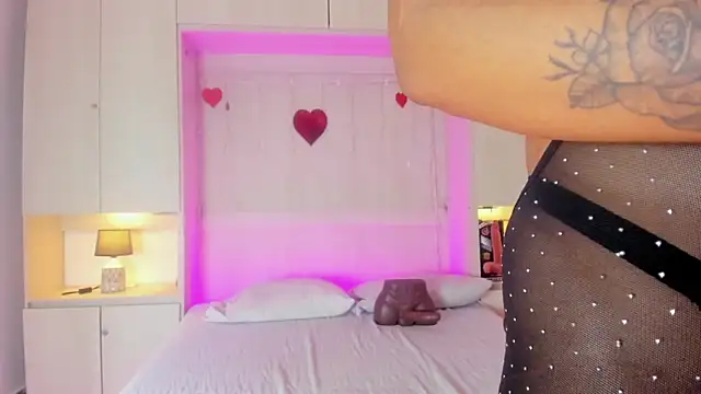 KendallRosse1 online show from 03-07-26, 04:20