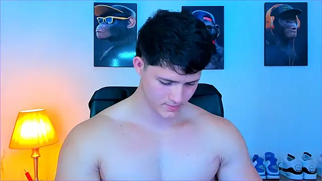 Hazzan Velez online show from 10-06-25, 03:04