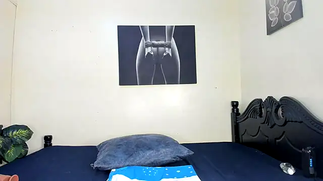 Riya xXx online show from 02-15-26, 12:25